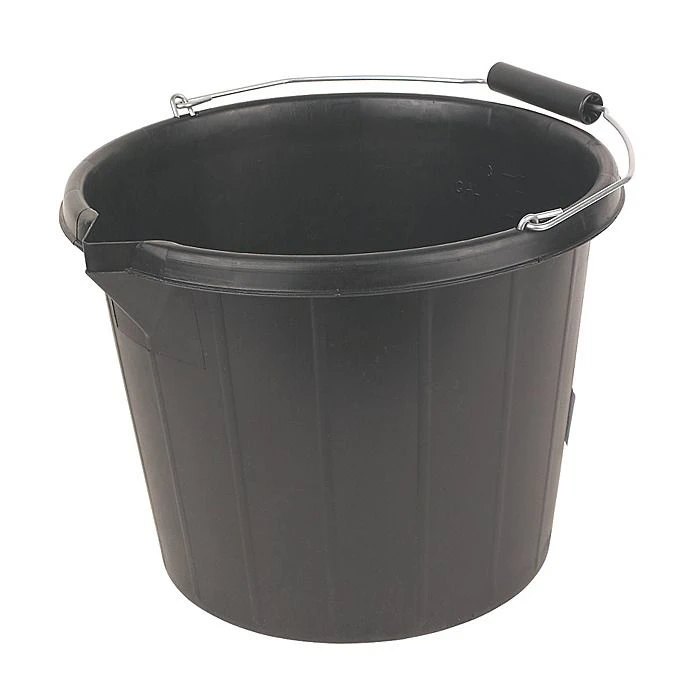Black Builders Bucket With Pouring Lip 14.5 Litres 2 Black Builders Bucket With Pouring Lip 14.5 Litres - Image 2