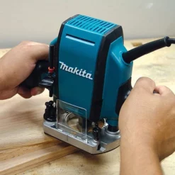 Makita RP0900X Plunge Router 1/4" -DeWALT || Draper || Bosch Sales Store 0086421 700