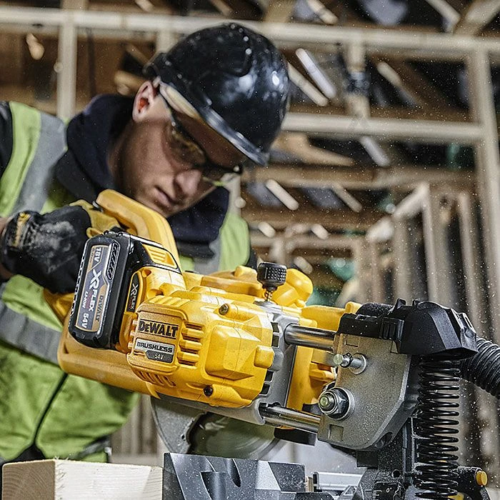 Dewalt DCS777T2 54V FlexVolt 216mm Cordless Mitre Saw 2 X 6.0Ah Batteries 5 Dewalt DCS777T2 54V FlexVolt 216mm Cordless Mitre Saw 2 X 6.0Ah Batteries - Image 5