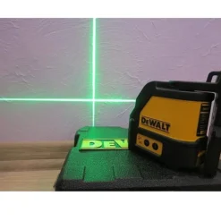 DeWalt DW088CG Cross Line Green Laser 20m -DeWALT || Draper || Bosch Sales Store 0095671 700