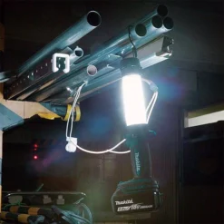 Makita DML806 18v/14.4v LED Torch & 360° Lantern -DeWALT || Draper || Bosch Sales Store 0096029 700